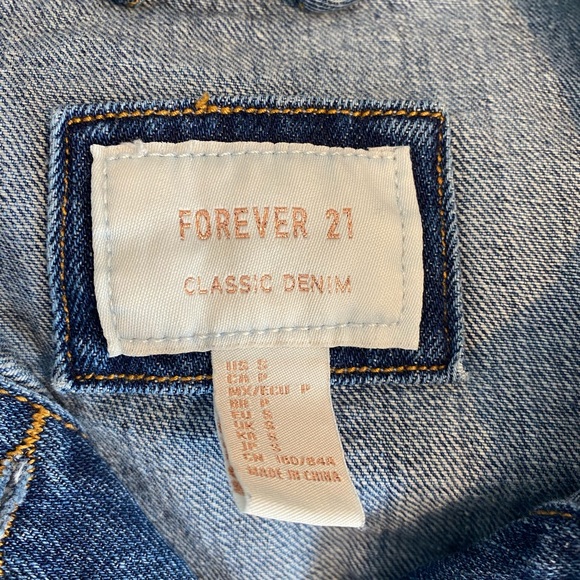 Forever 21 Jean Jacket size S - Picture 4 of 10